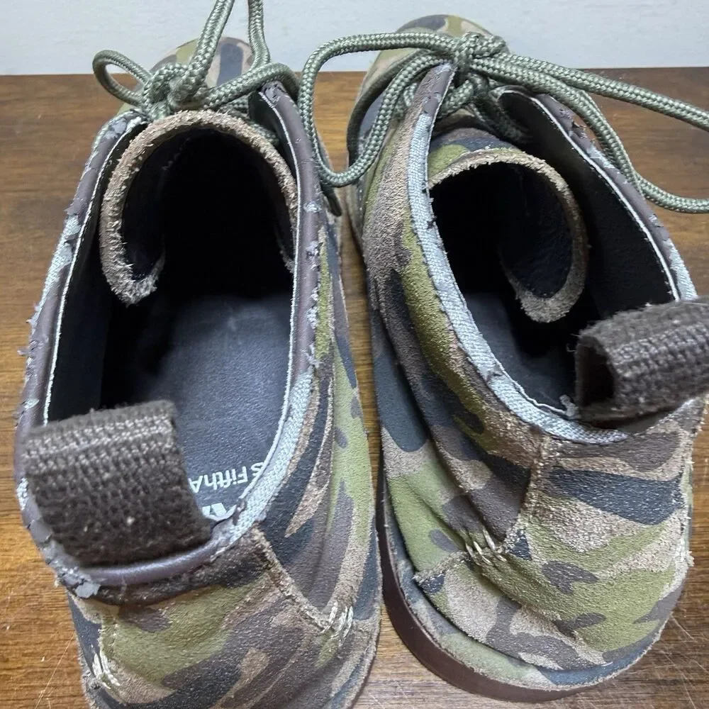Men's GRAY Saks Fifth Avenue Suede Lace Up Camo Dress Boots Size 8M